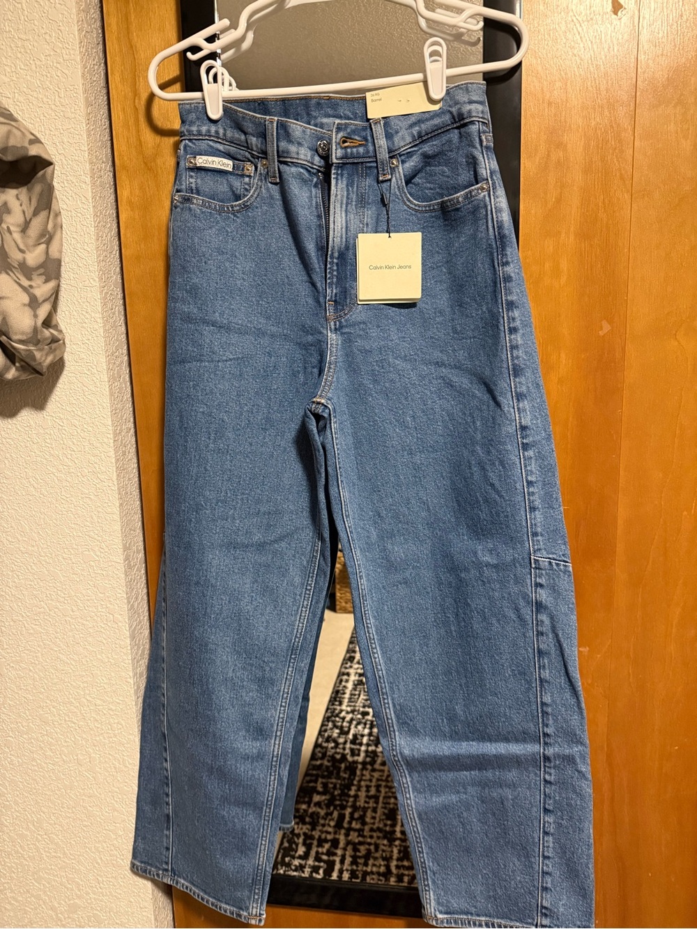 Calvin Klein Barrel Jeans Woman’s Jeans in Blue